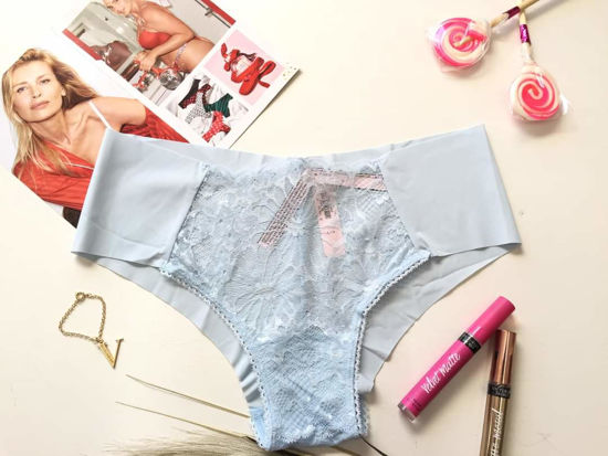 Imagen de Victoria's Secret  Panty No-Show Cheeky  Azul Cielo Encaje
